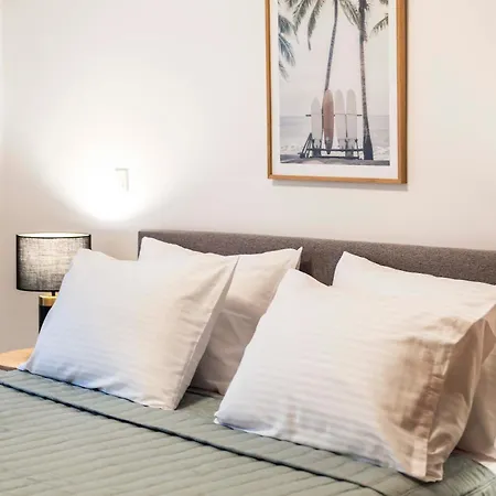 Cozy - 3 Min Walk To & Town - I Kos-Stadt