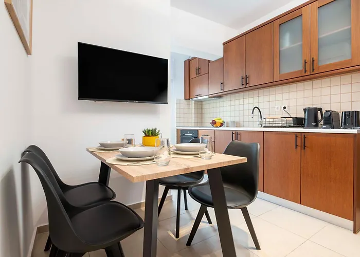 Appartement Cozy Central Stay - 3 Min Walk To Beach & Town - I